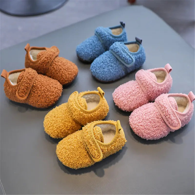 Kids Slippers Boys Girls House Shoes (M2)