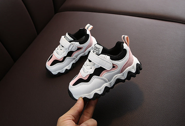 Wave bottom travel shoes for kids