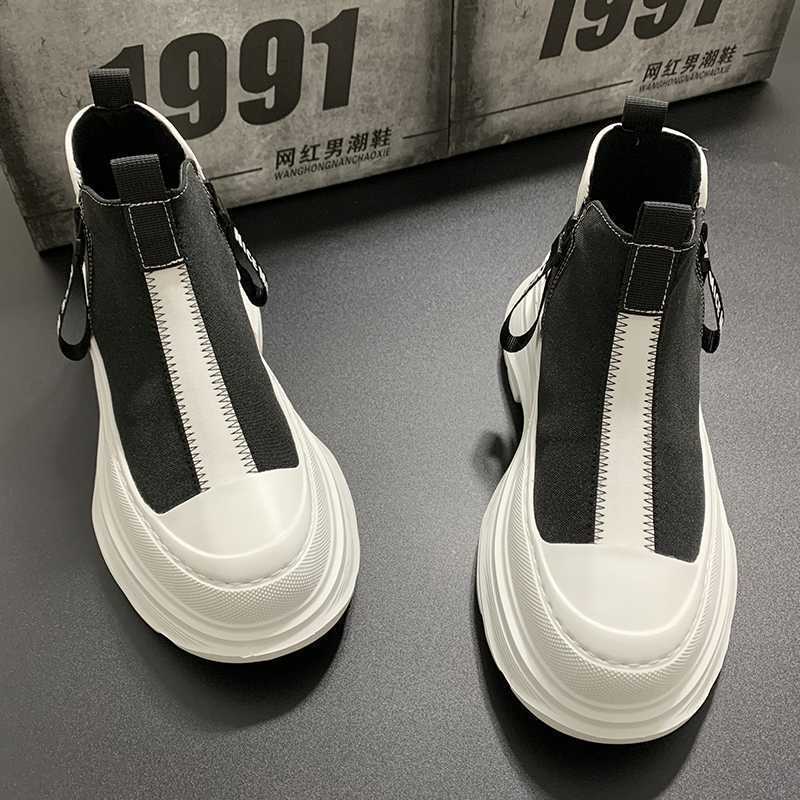 Breathable Casual Shoes In Summer Men's Fashion