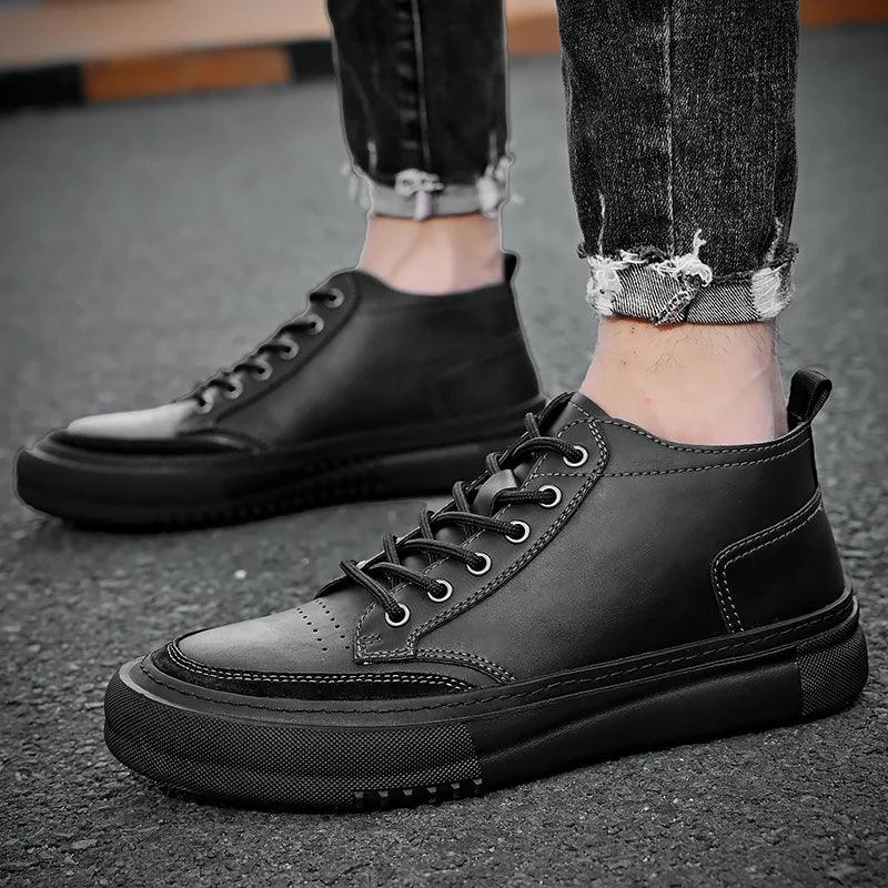 Men Designer Sneakers Ankle Fashion Leather Boots Lace up Casual  Comfortable Outdoor Bota Masculina