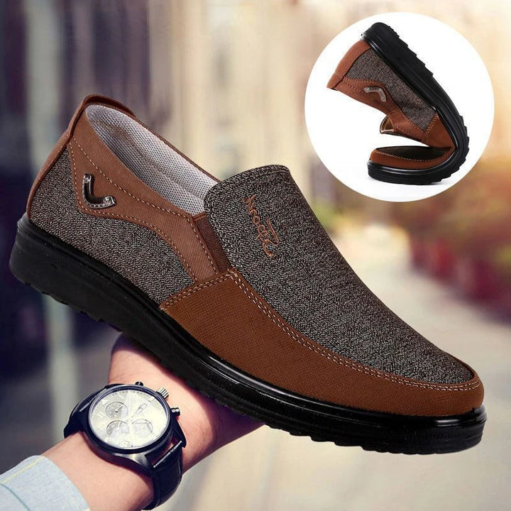 Men's Canvas Shoes Outdoor Lightweight Soft Sole Non-slip Walking Shoes Light and Comfortable Casual Shoes Fashion Men's Shoes