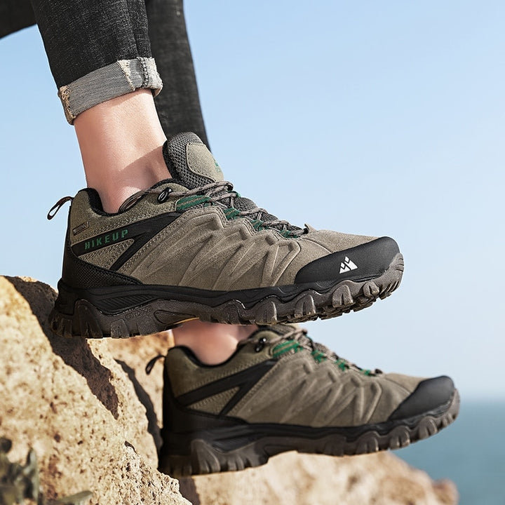 Hiking Shoes Durable Leather Climbing Shoes