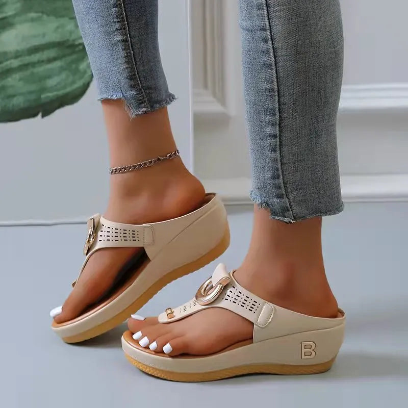 Women New Summer Sandals Open Toe Beach Shoes Flip Flops Wedges Comfortable Slippers Cute Sandals Plu Size 35~43 Chaussure Femme